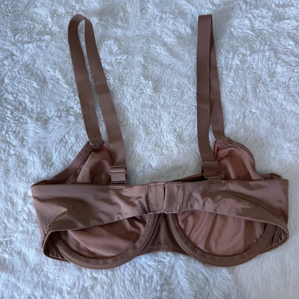 SKIMS Fits Everybody Balconette Bra Nude Beige Underwire Adjustable Straps 32C - Picture 7 of 9
